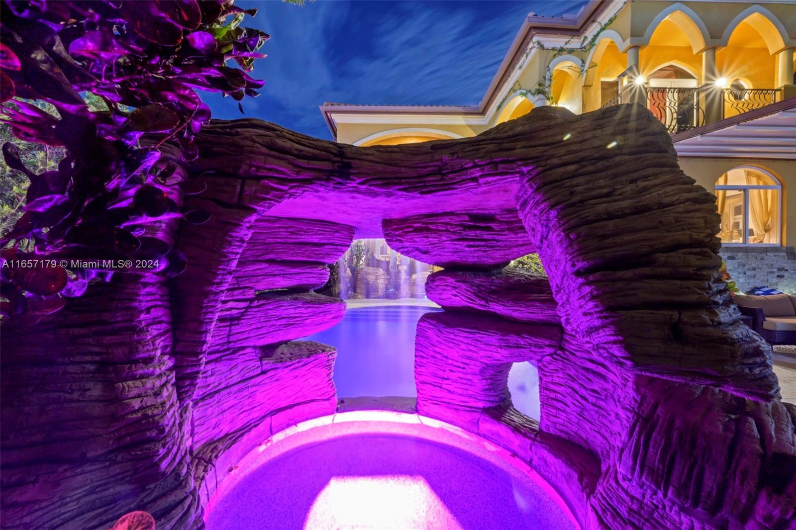 ALTOS DEL MAR NO 6 - Residential