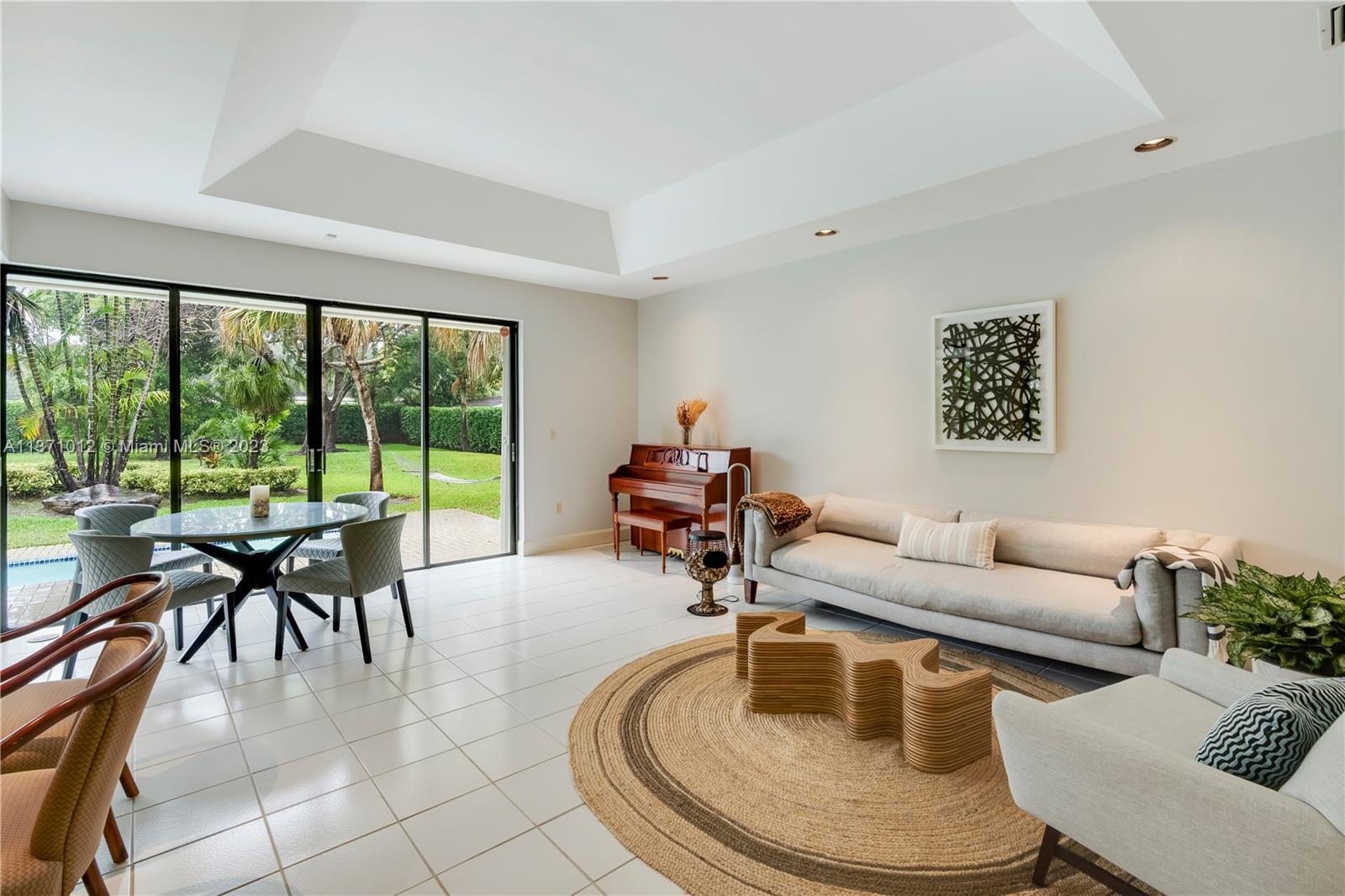 AVOCADO LAND CO SUB - Residential