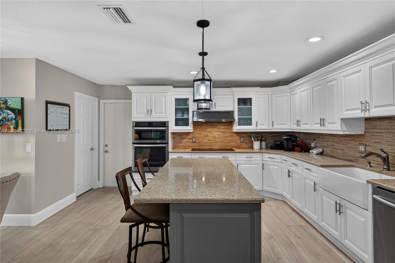 La Joya - Residential