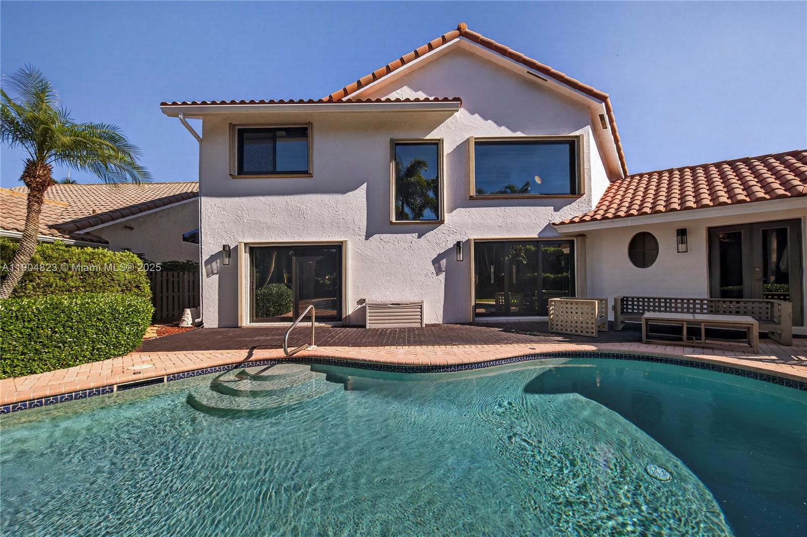 La Joya - Residential