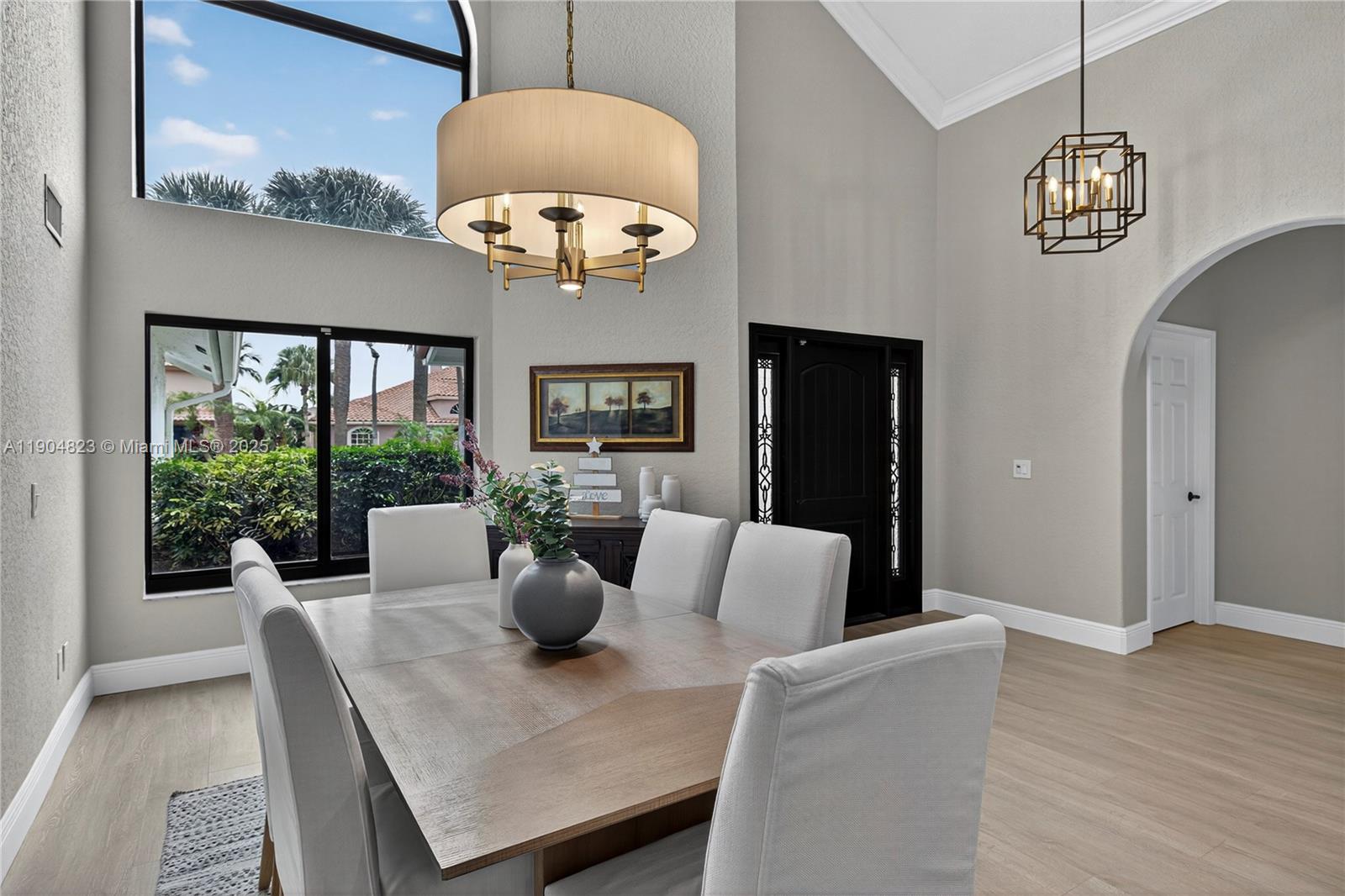 La Joya - Residential