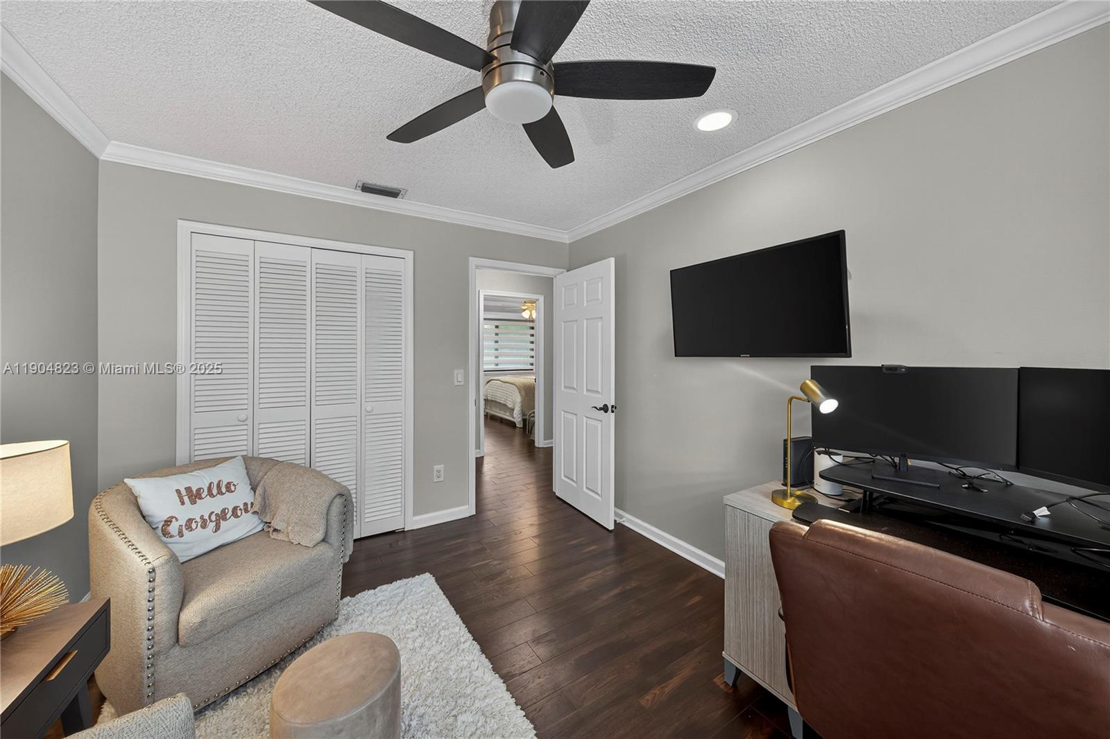 La Joya - Residential