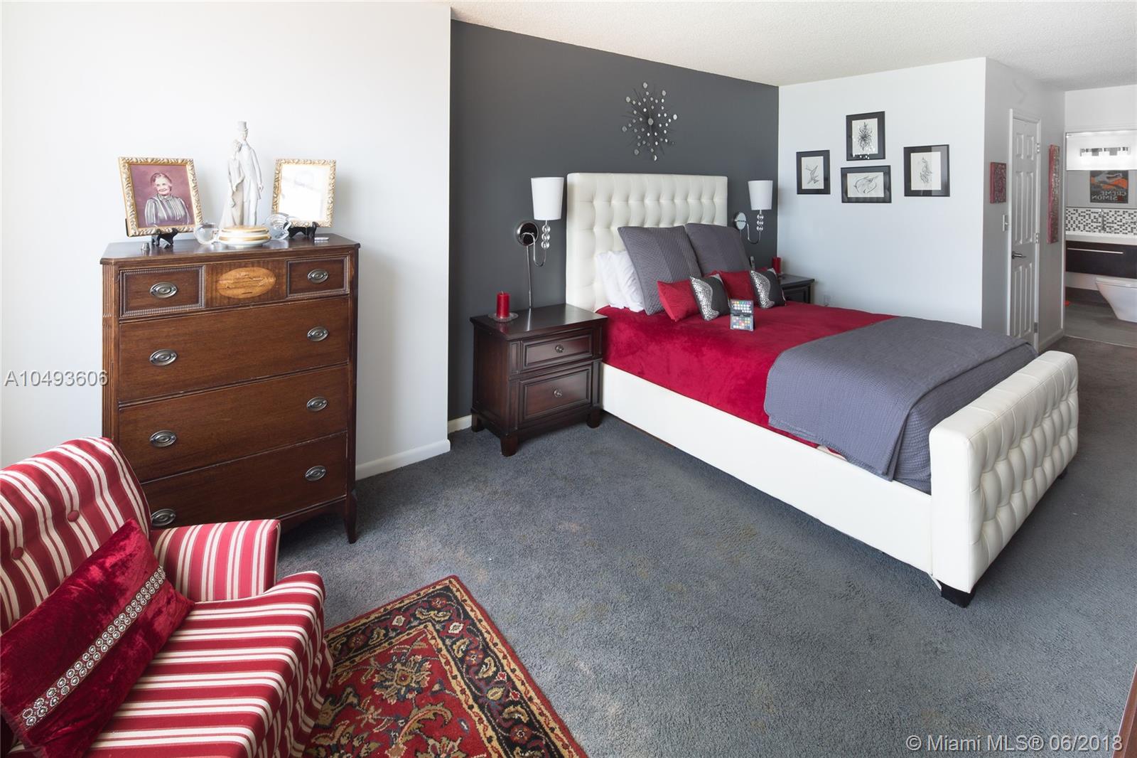 ADMIRALS PORT CONDO - Residential