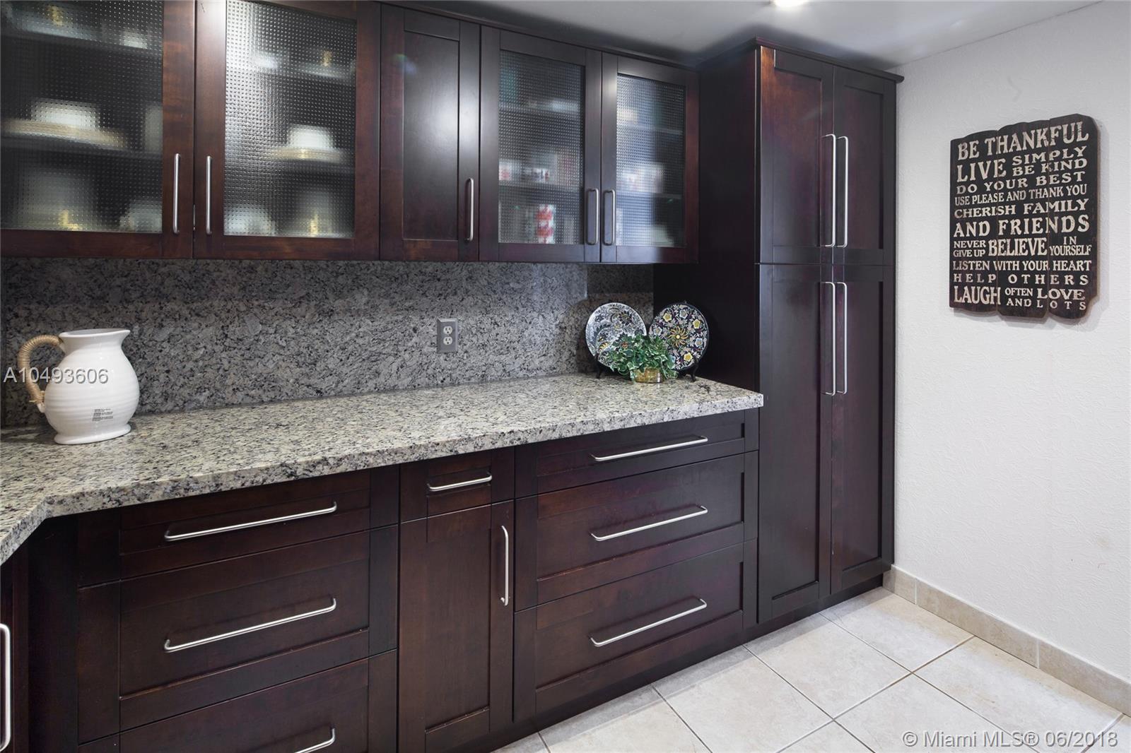 ADMIRALS PORT CONDO - Residential