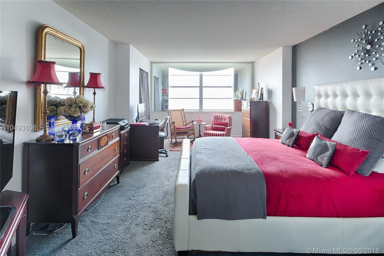 ADMIRALS PORT CONDO - Residential