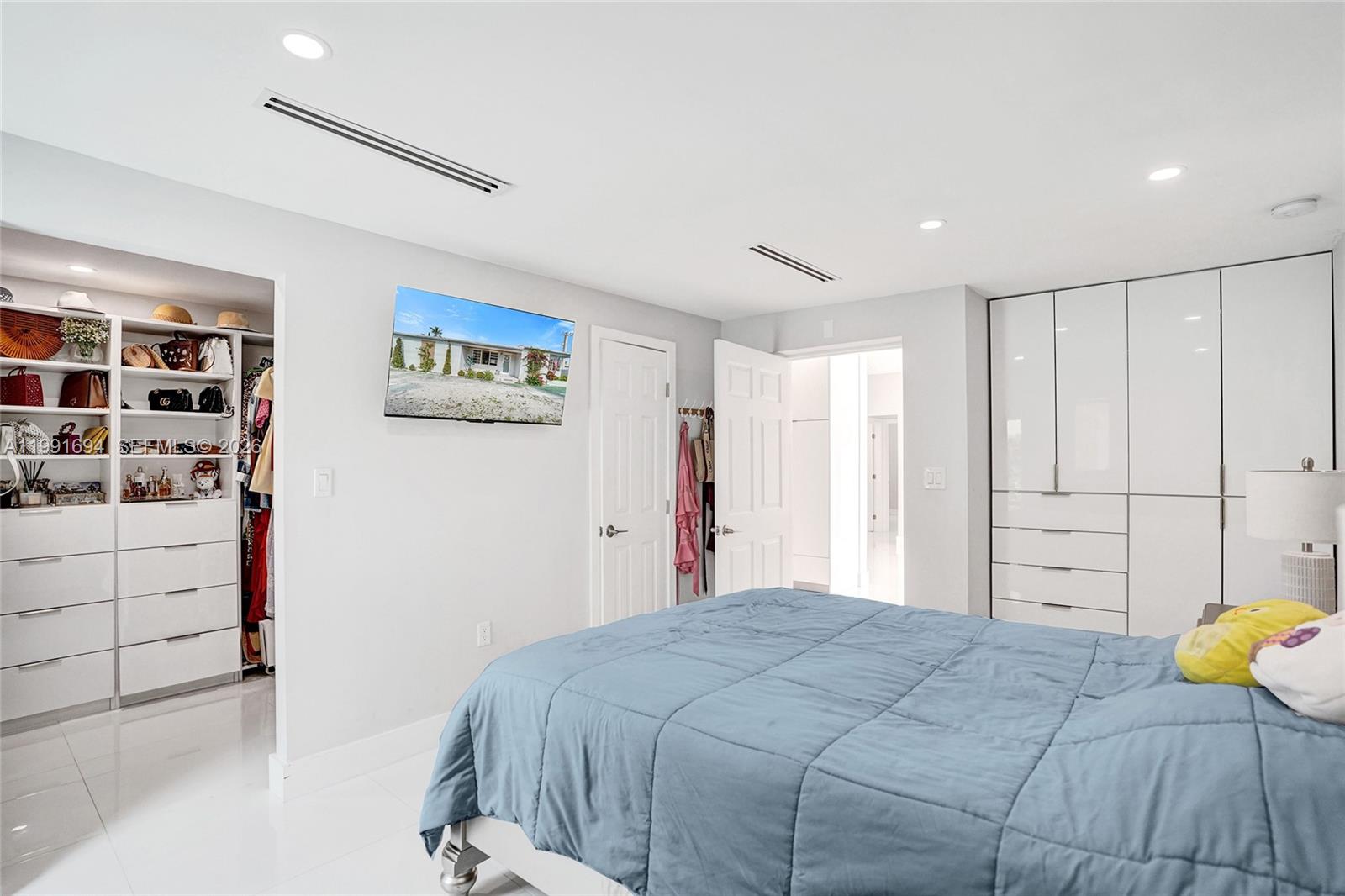 TAMIAMI ACRES PLAN 1 - Residential