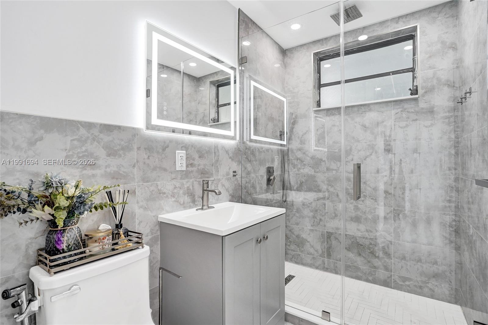 TAMIAMI ACRES PLAN 1 - Residential