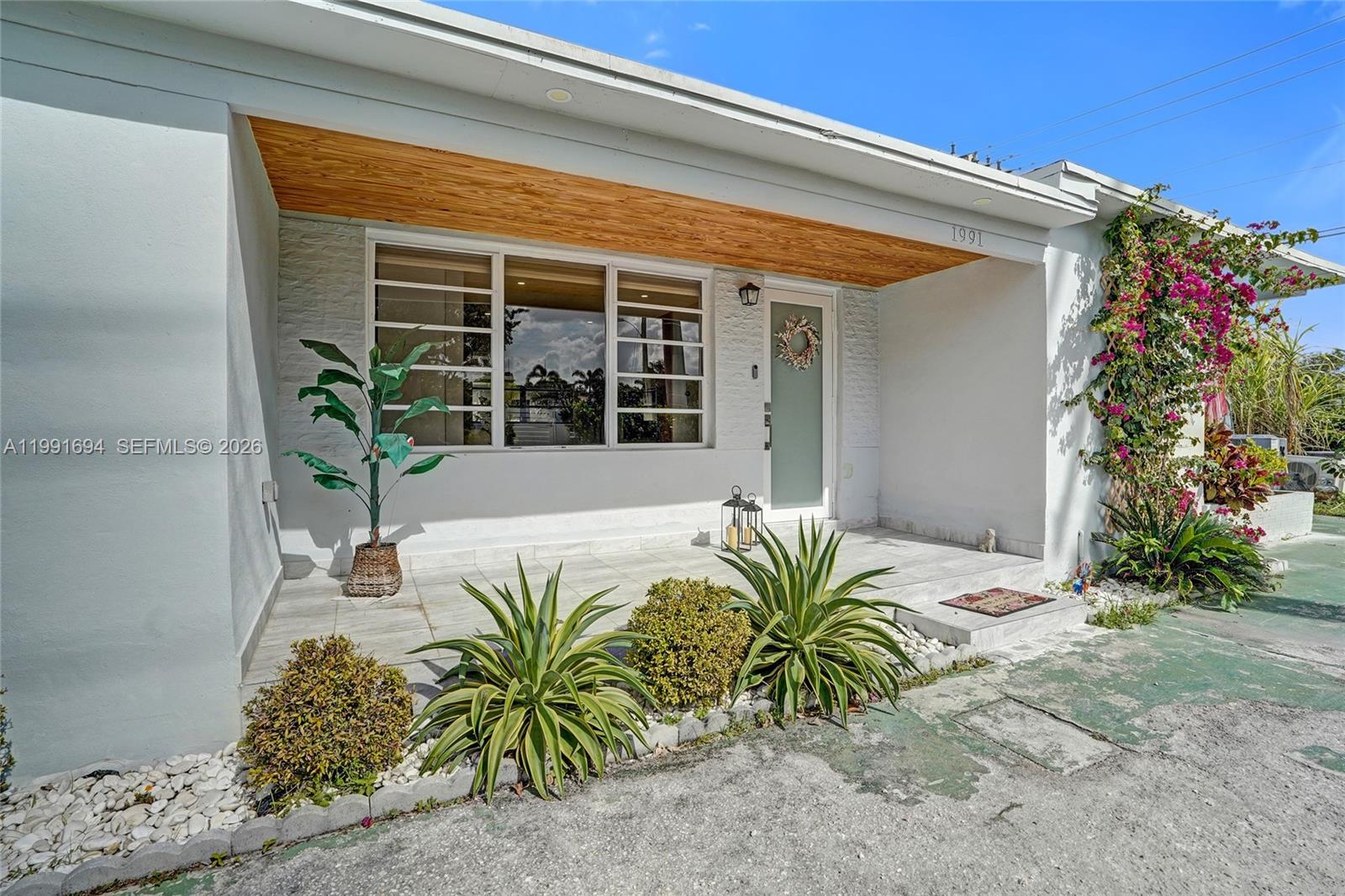 TAMIAMI ACRES PLAN 1 - Residential