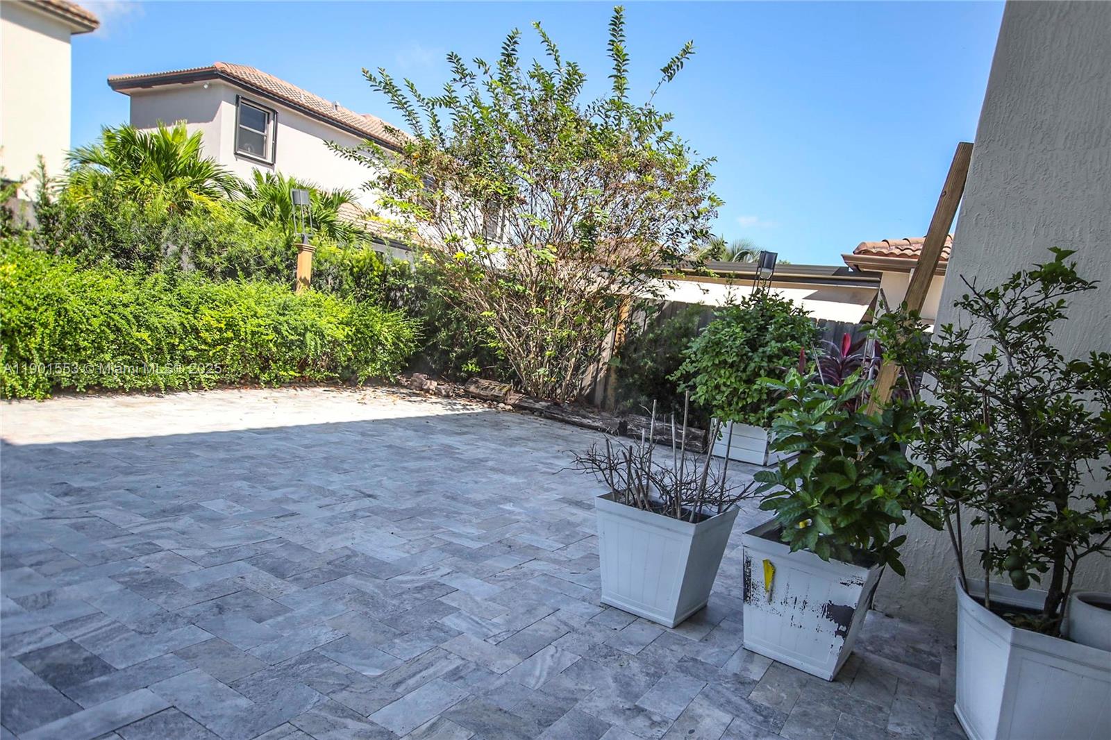 SILVER PALM WEST - Residential
