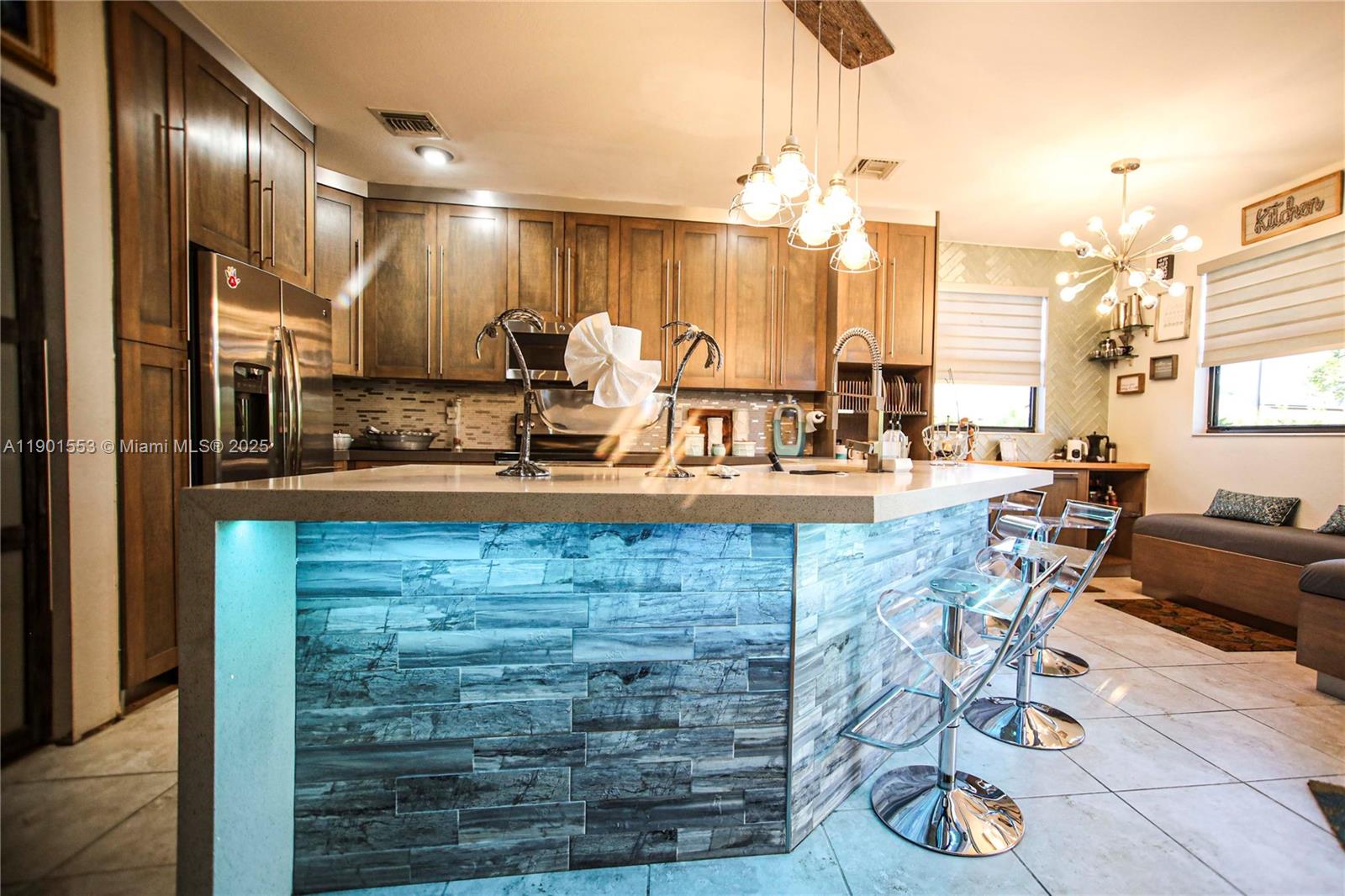 SILVER PALM WEST - Residential