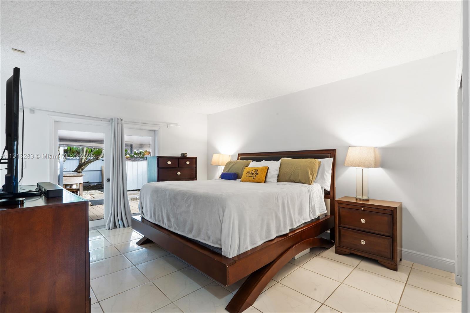 HAINLIN MILL ESTATES SEC - Residential