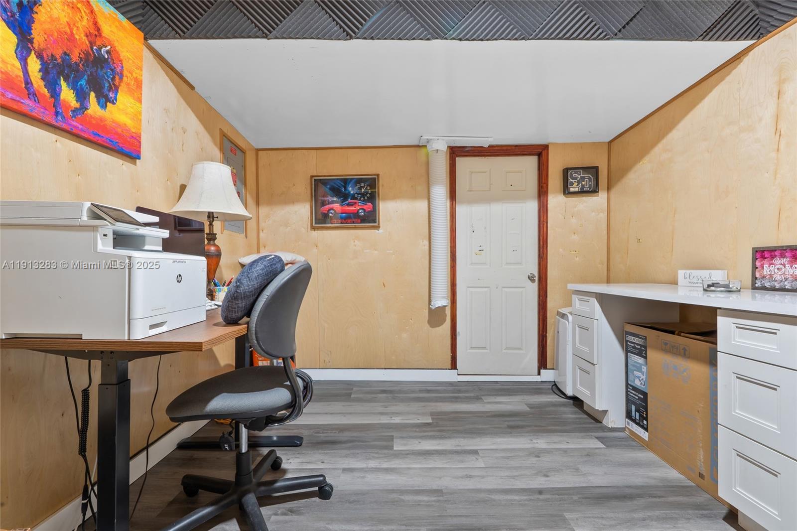 HAINLIN MILL ESTATES SEC - Residential