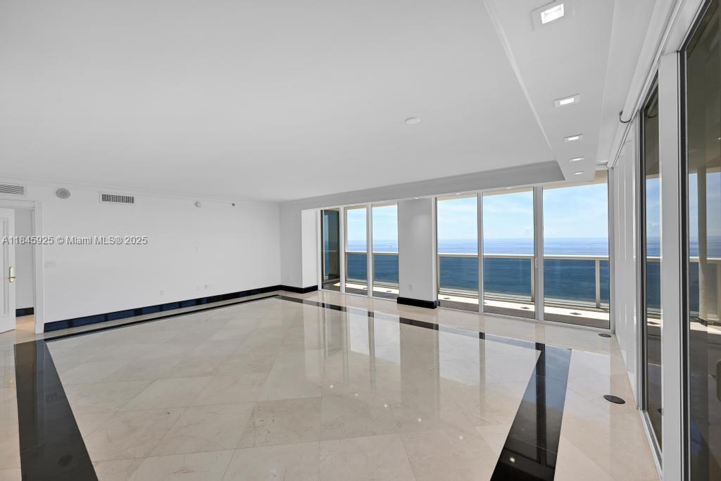 BEACH CLUB ONE  CONDO - Residential Lease