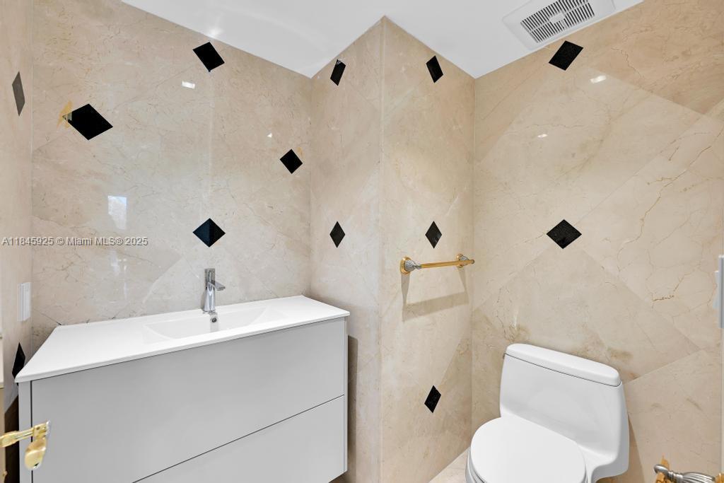 BEACH CLUB ONE  CONDO - Residential Lease