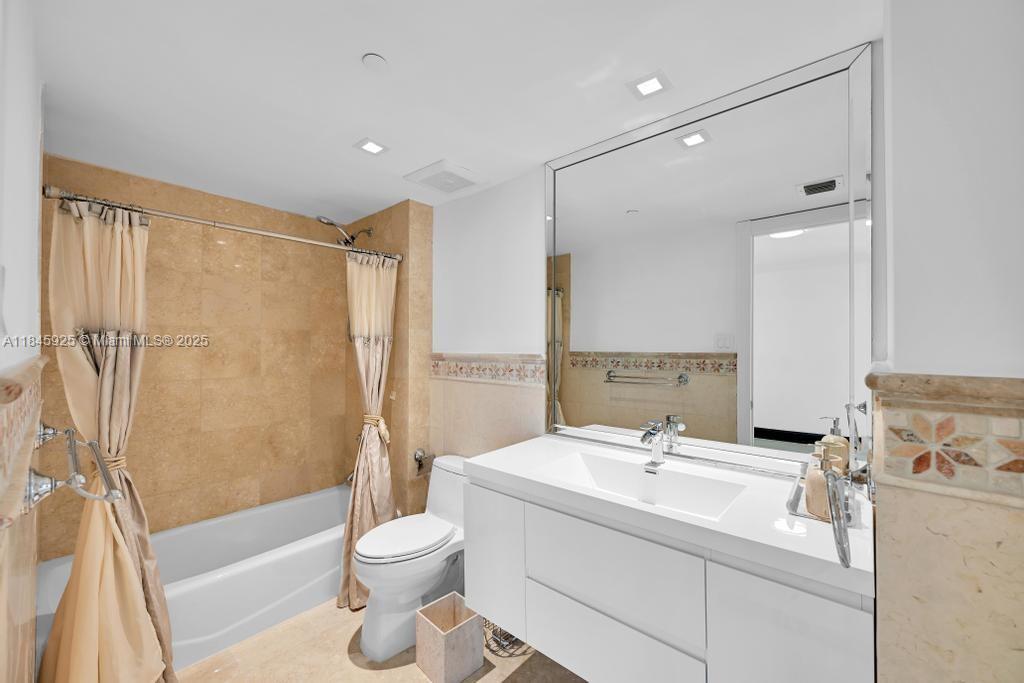 BEACH CLUB ONE  CONDO - Residential Lease