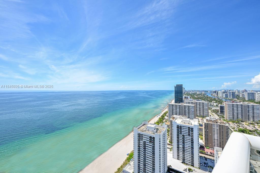 1850 S OCEAN DR 4204