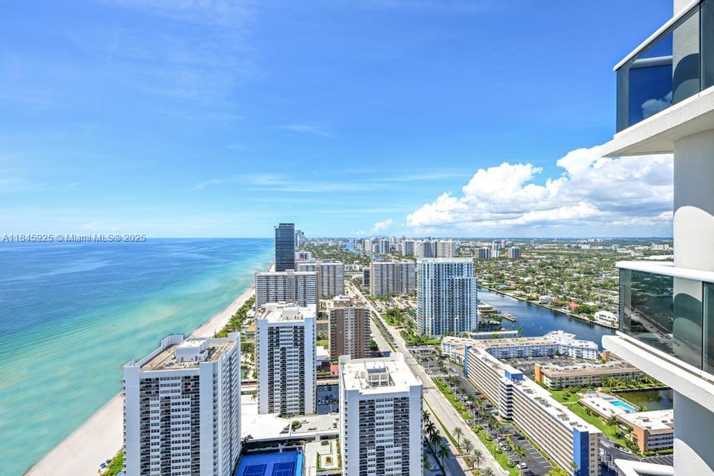 1850 S OCEAN DR 4204