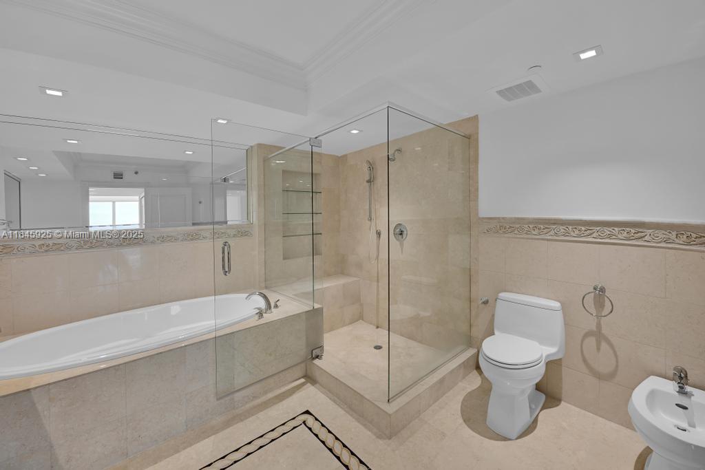 BEACH CLUB ONE  CONDO - Residential Lease