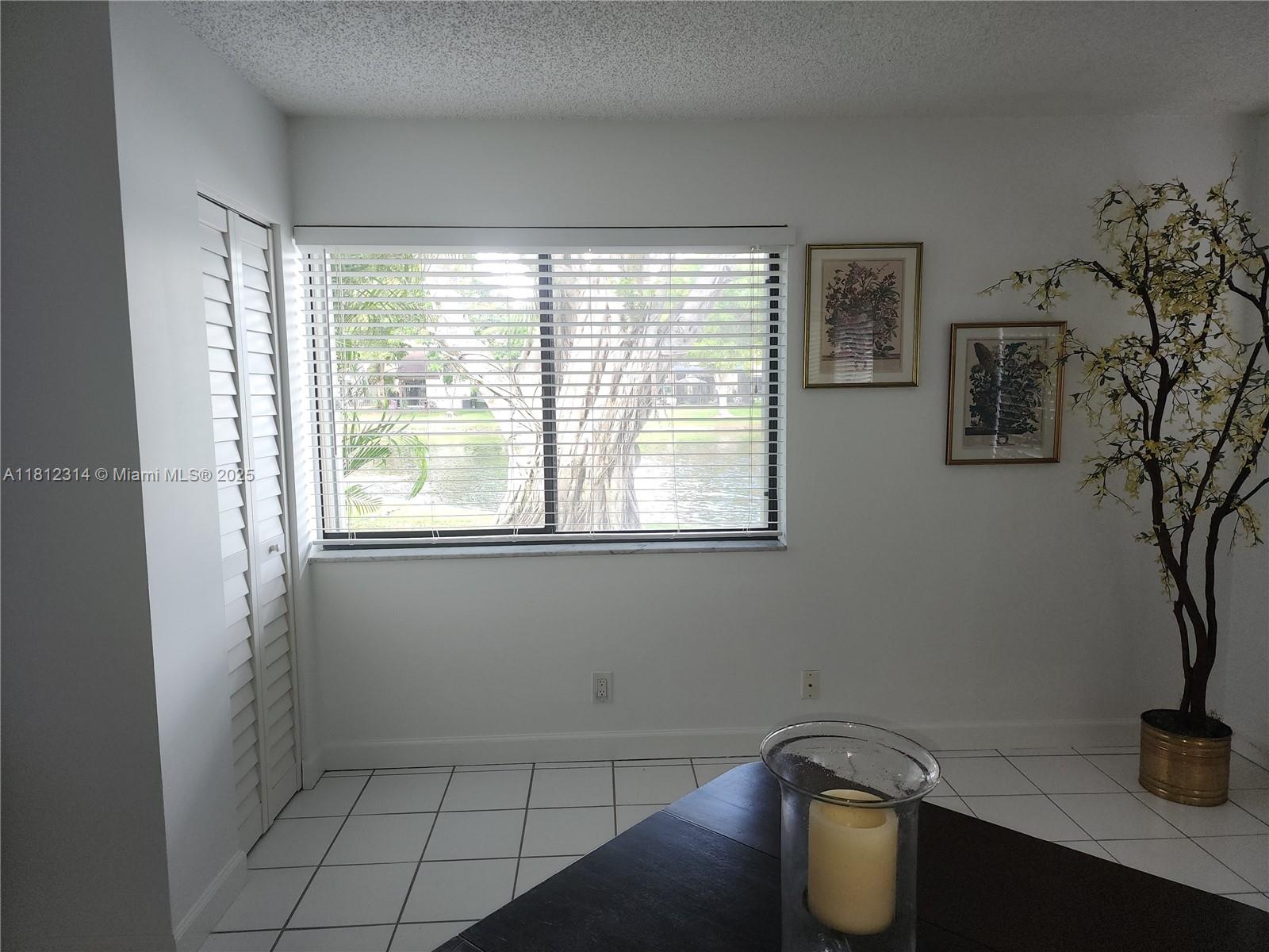 WIMBLEDON AT JACARANDA CO - Residential