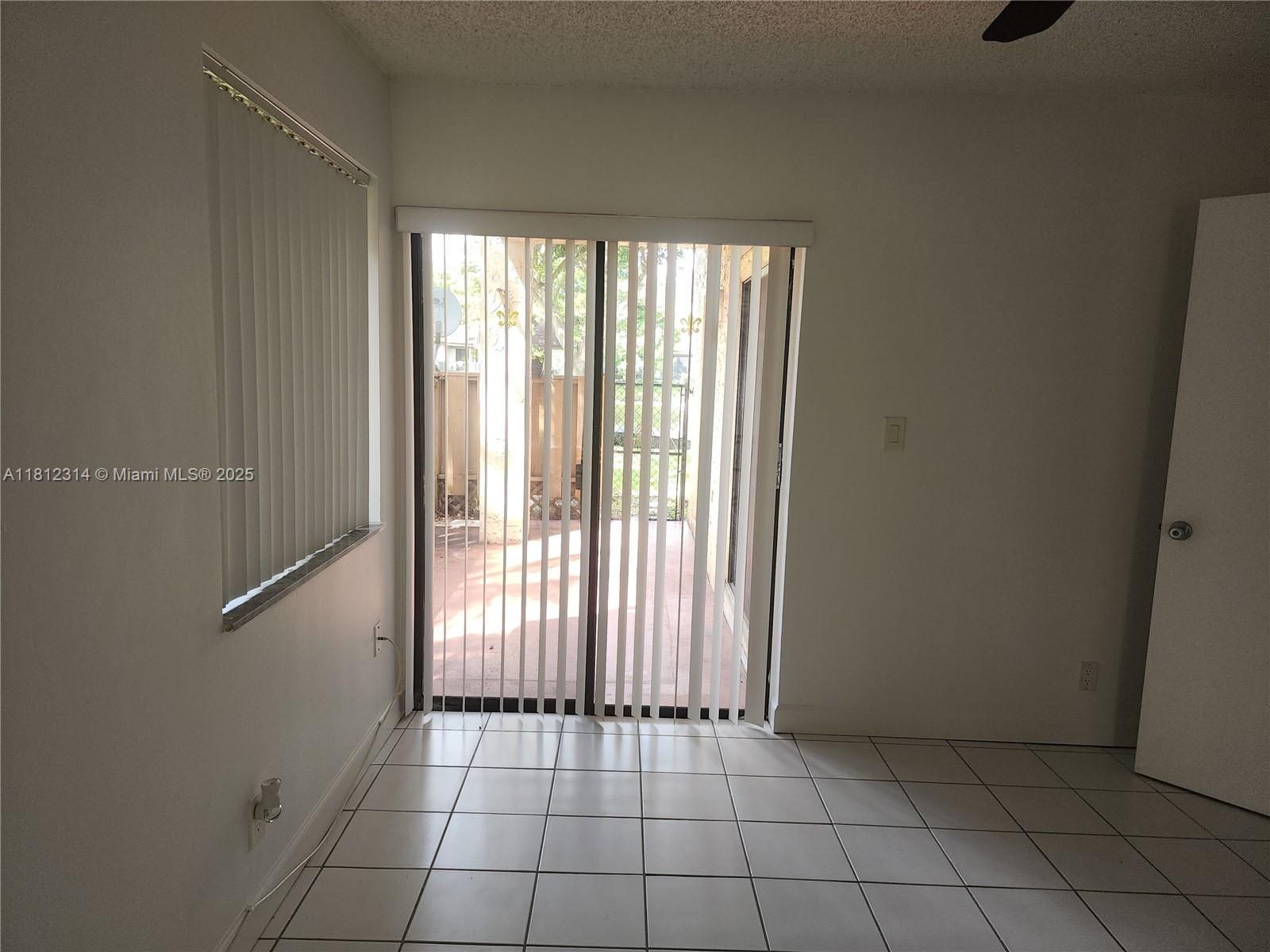 WIMBLEDON AT JACARANDA CO - Residential