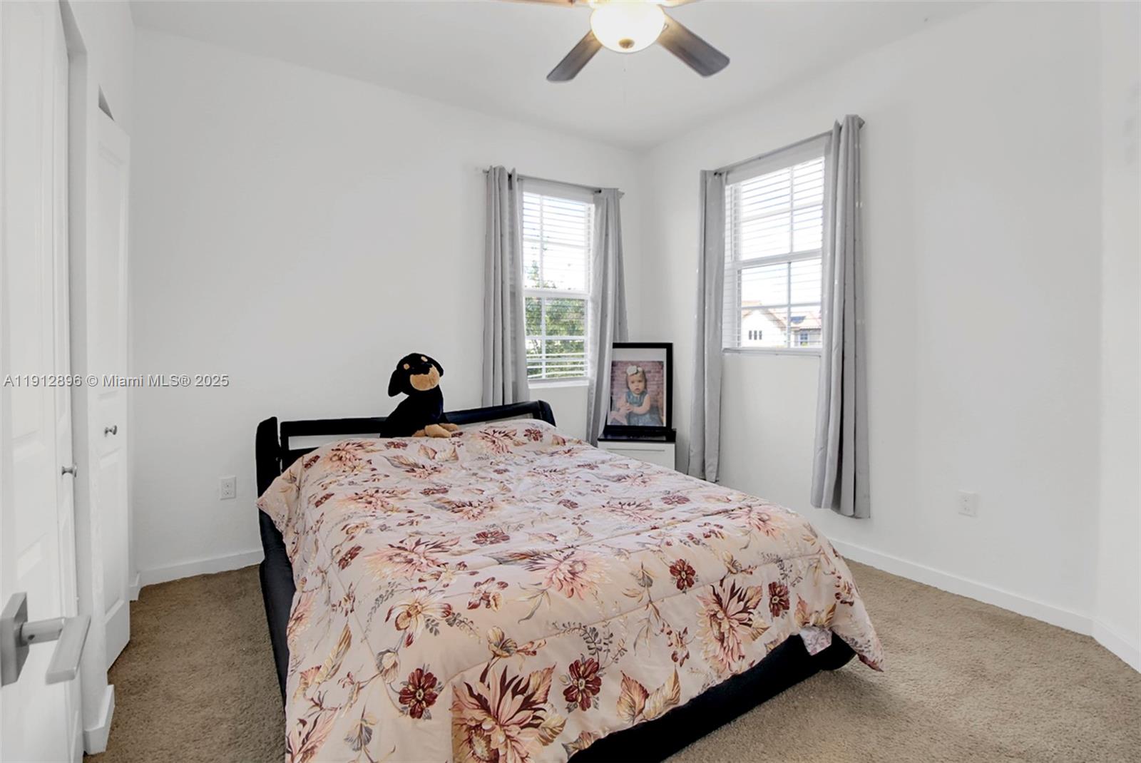 SUMMERVILLE VILLAS - Residential