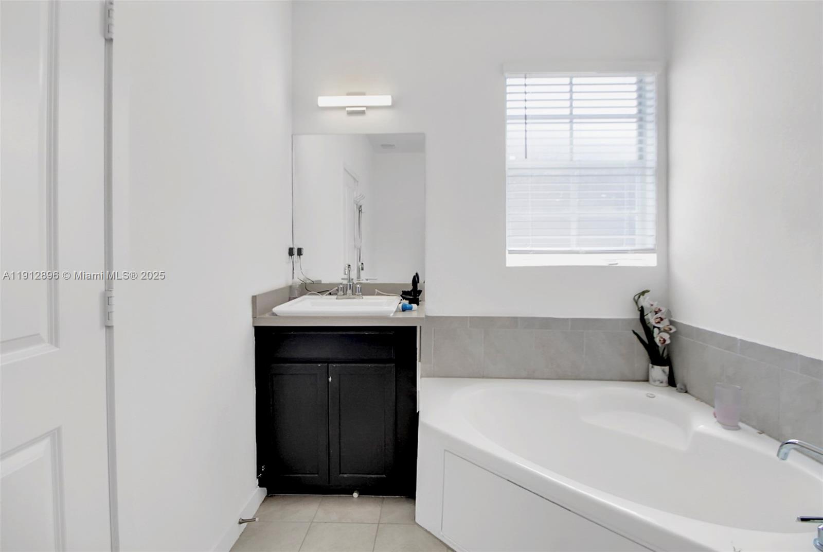 SUMMERVILLE VILLAS - Residential