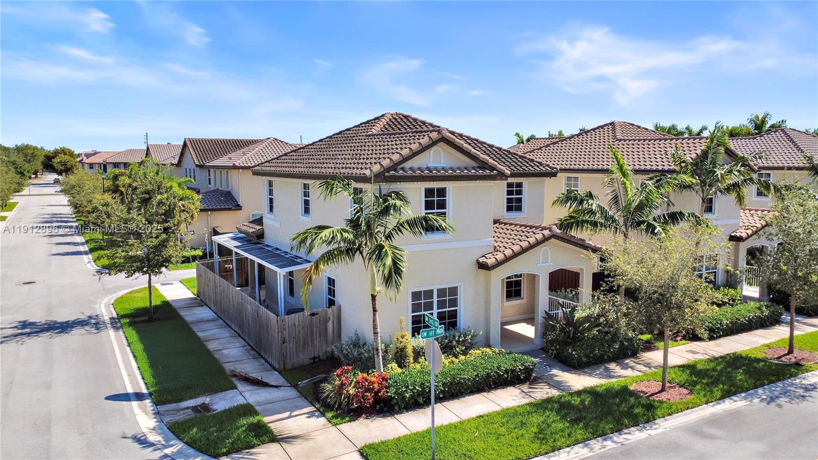 SUMMERVILLE VILLAS - Residential