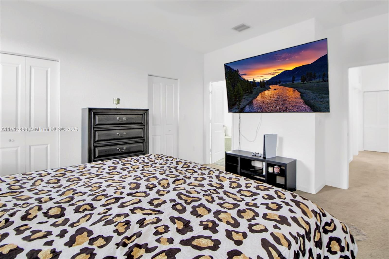 SUMMERVILLE VILLAS - Residential