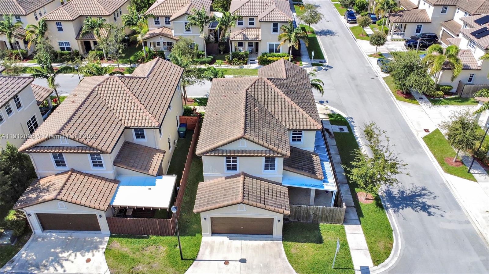 SUMMERVILLE VILLAS - Residential