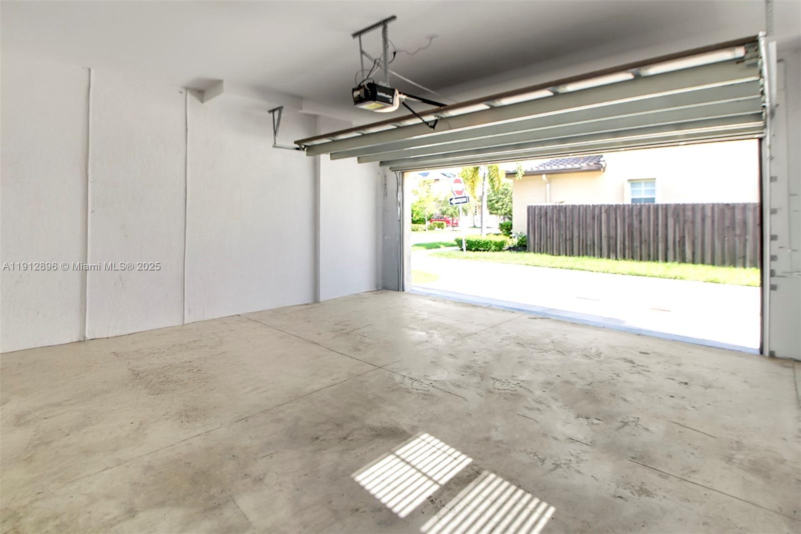 SUMMERVILLE VILLAS - Residential