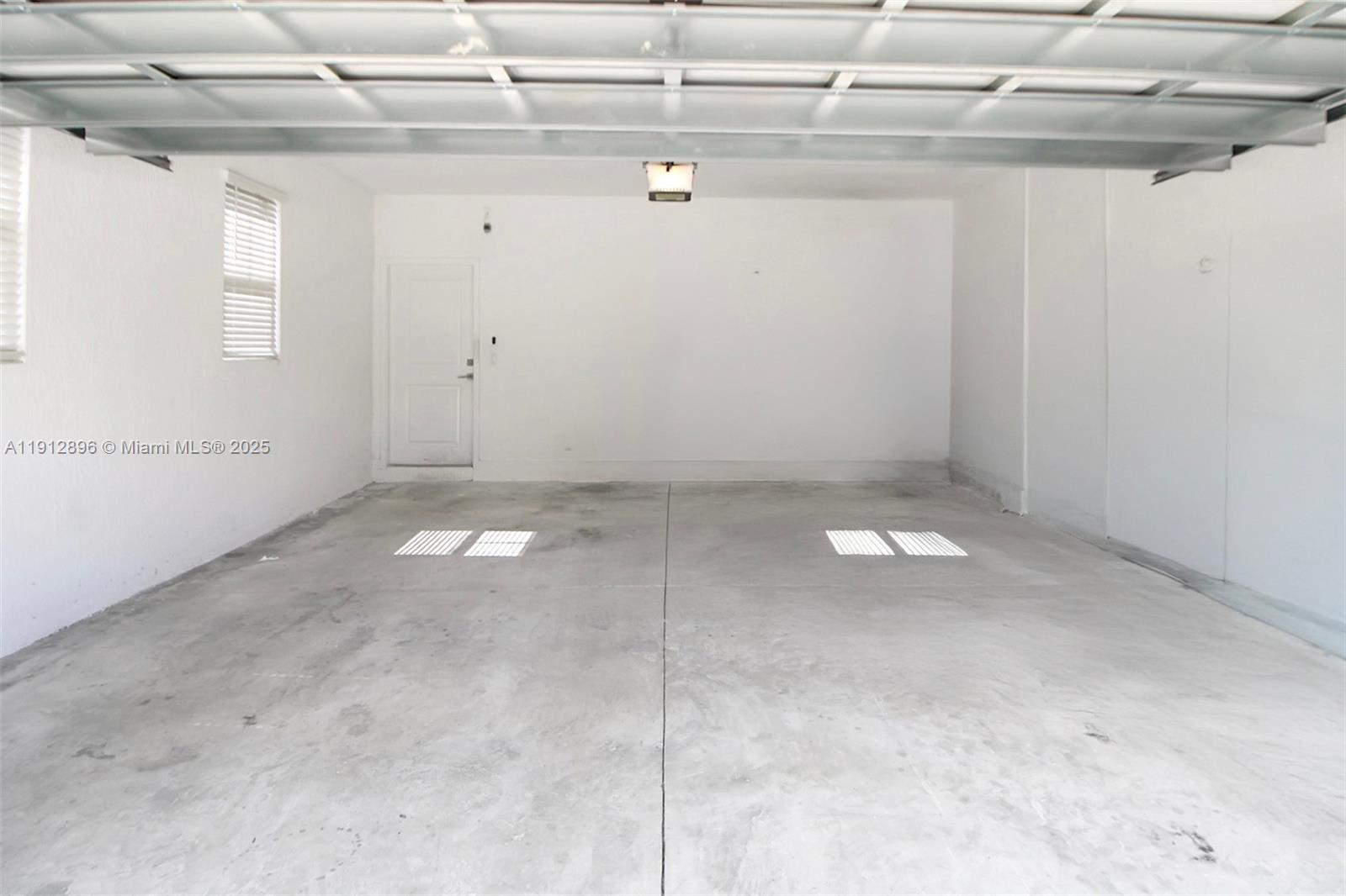 SUMMERVILLE VILLAS - Residential