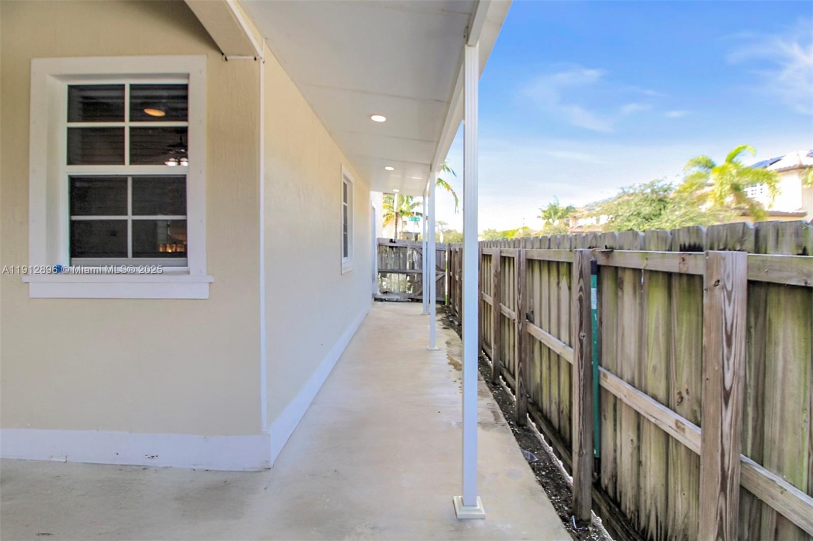 SUMMERVILLE VILLAS - Residential