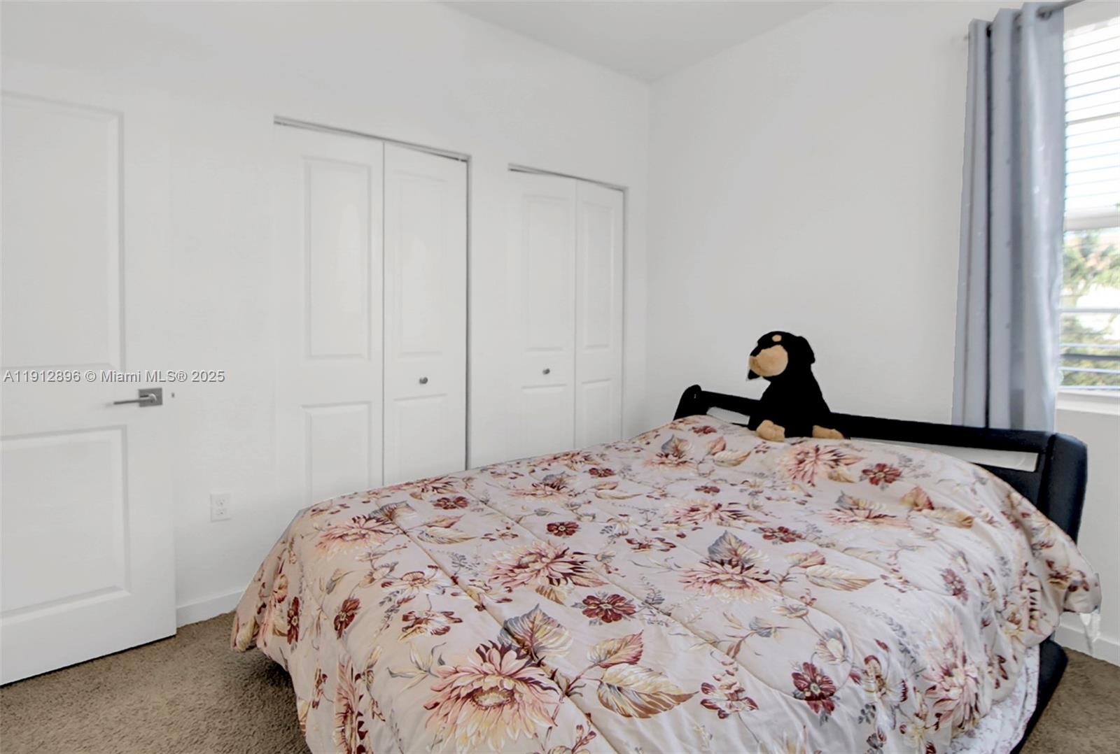 SUMMERVILLE VILLAS - Residential