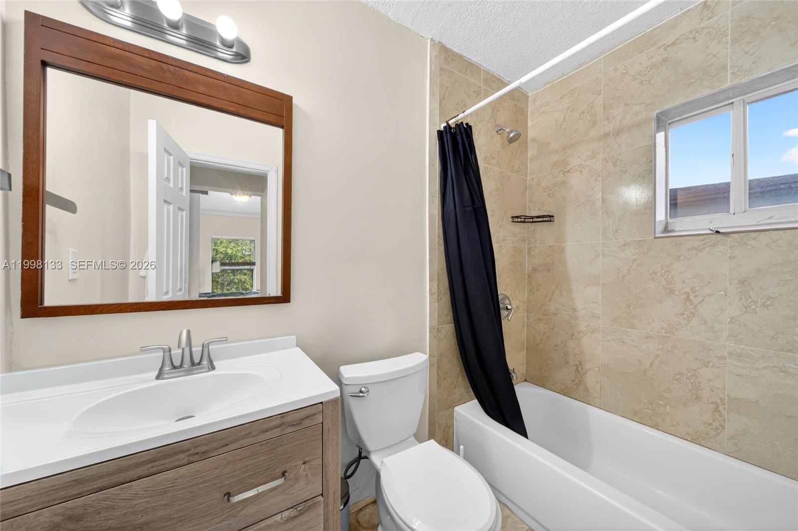 ARTBILT HOMES - Residential