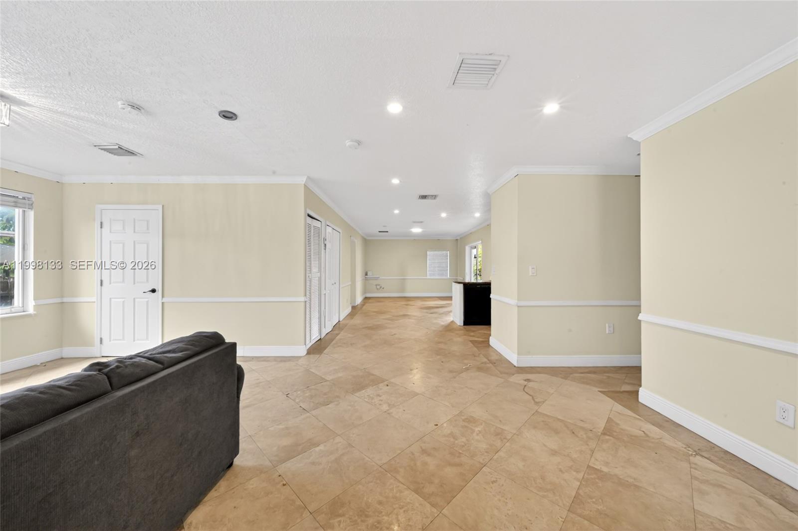 ARTBILT HOMES - Residential