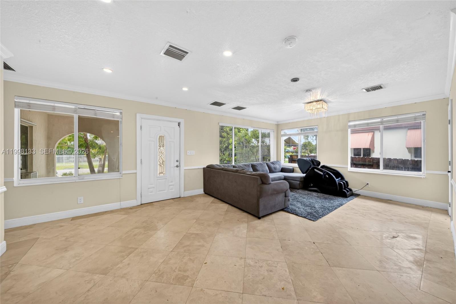 ARTBILT HOMES - Residential