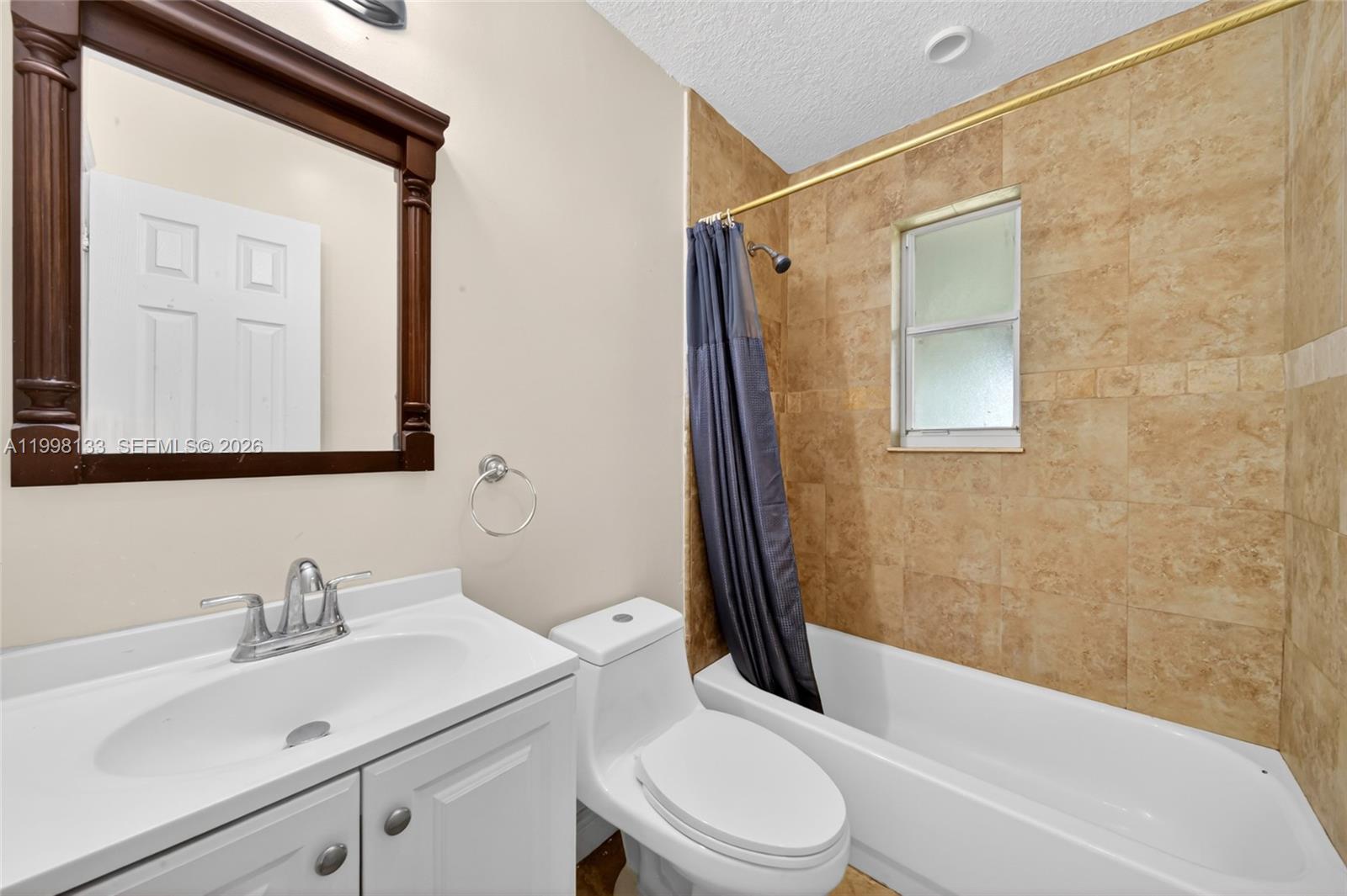 ARTBILT HOMES - Residential