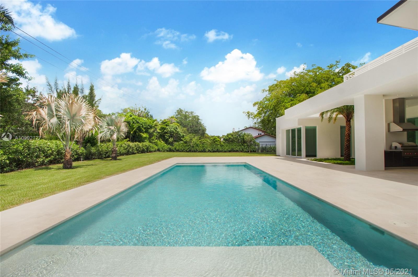 PINE BAY ESTATES SEC 1 - Residential