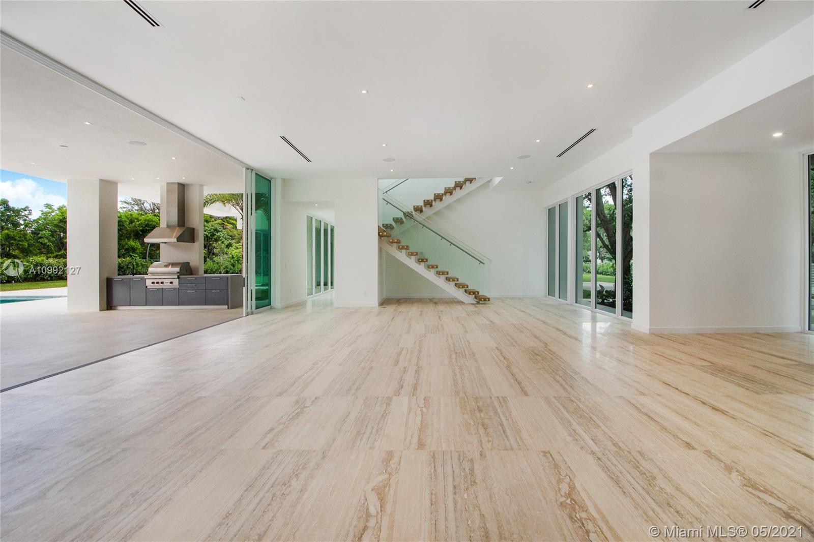 PINE BAY ESTATES SEC 1 - Residential