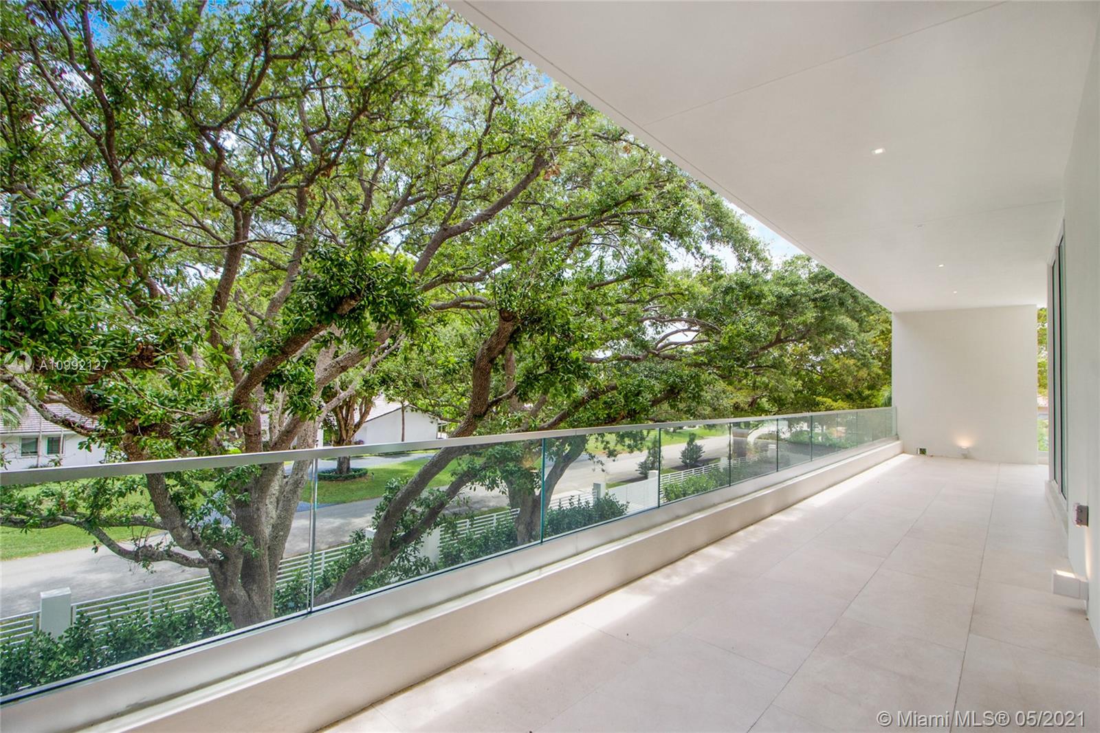 PINE BAY ESTATES SEC 1 - Residential