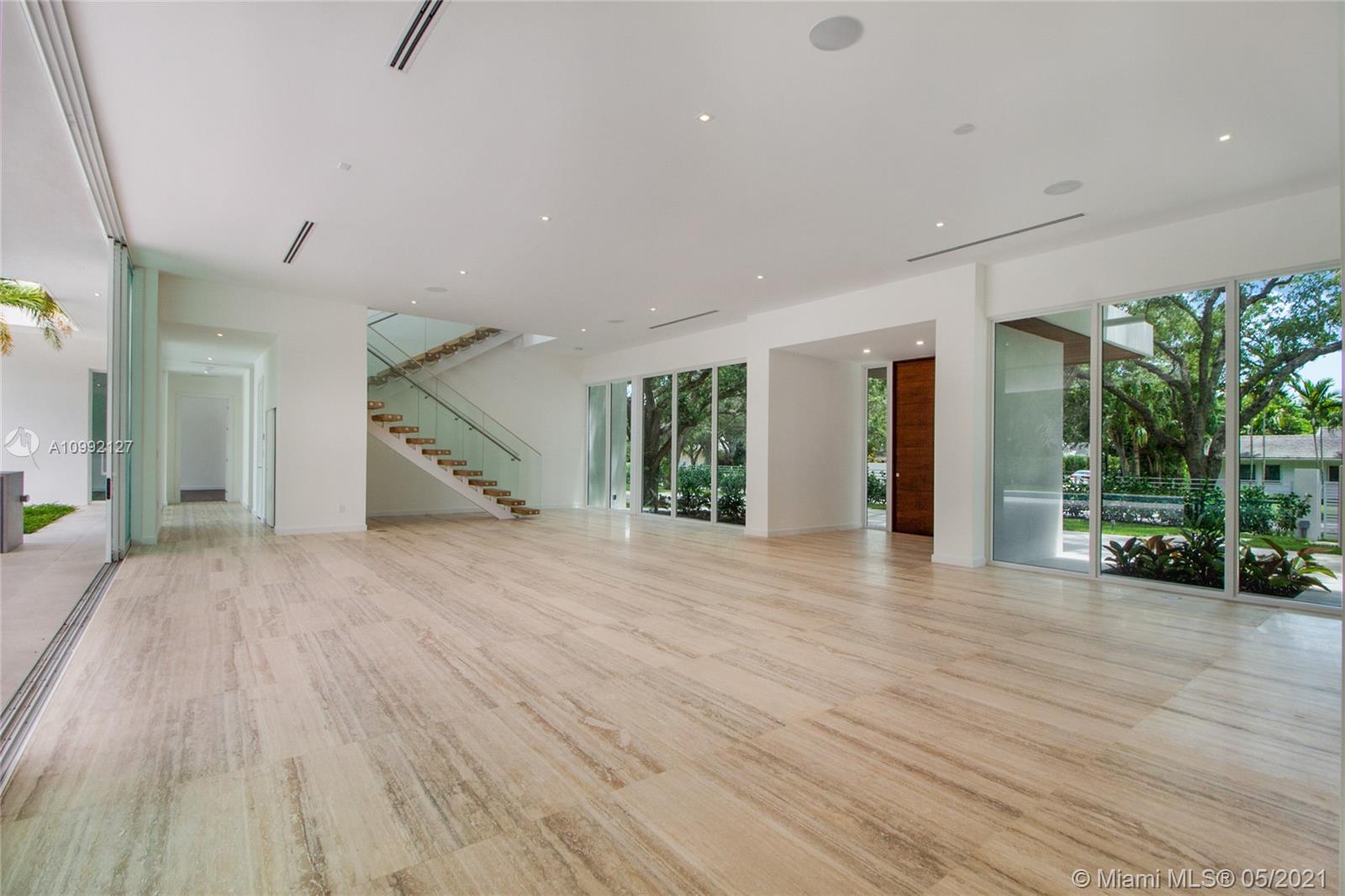 PINE BAY ESTATES SEC 1 - Residential