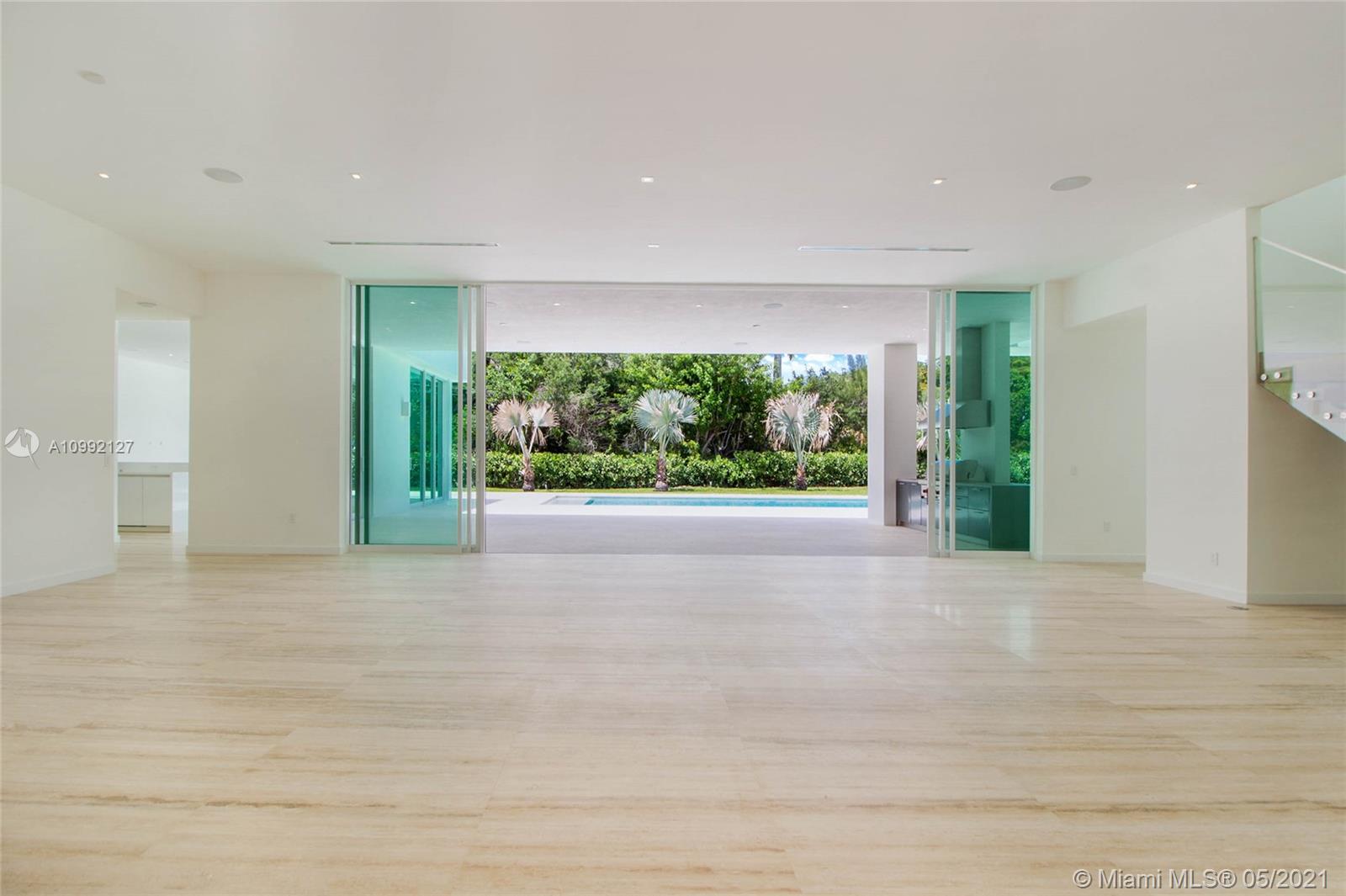 PINE BAY ESTATES SEC 1 - Residential