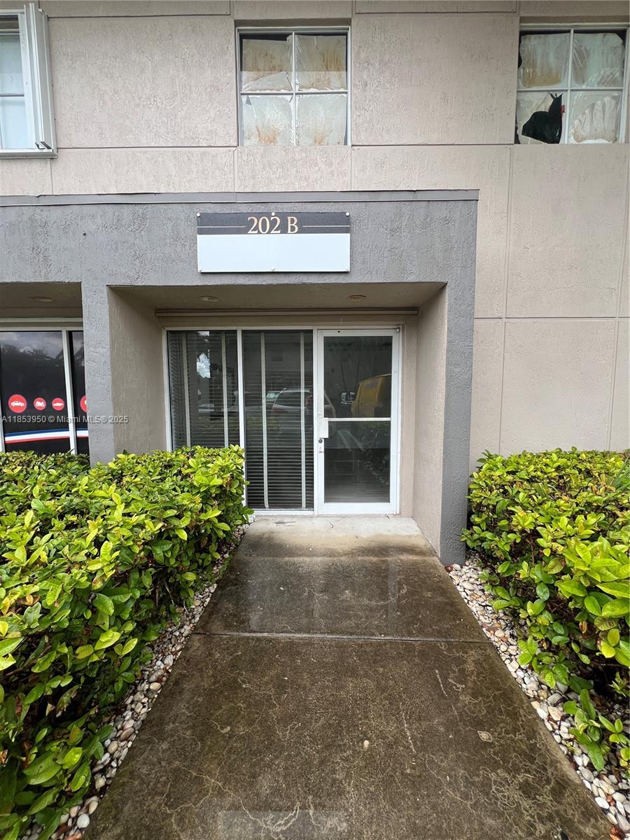 Warehouse space with office and mezzanine available at desirable KELLY COMMERCIAL CENTER CONDO. Available now. Very well maintained. Great location!
