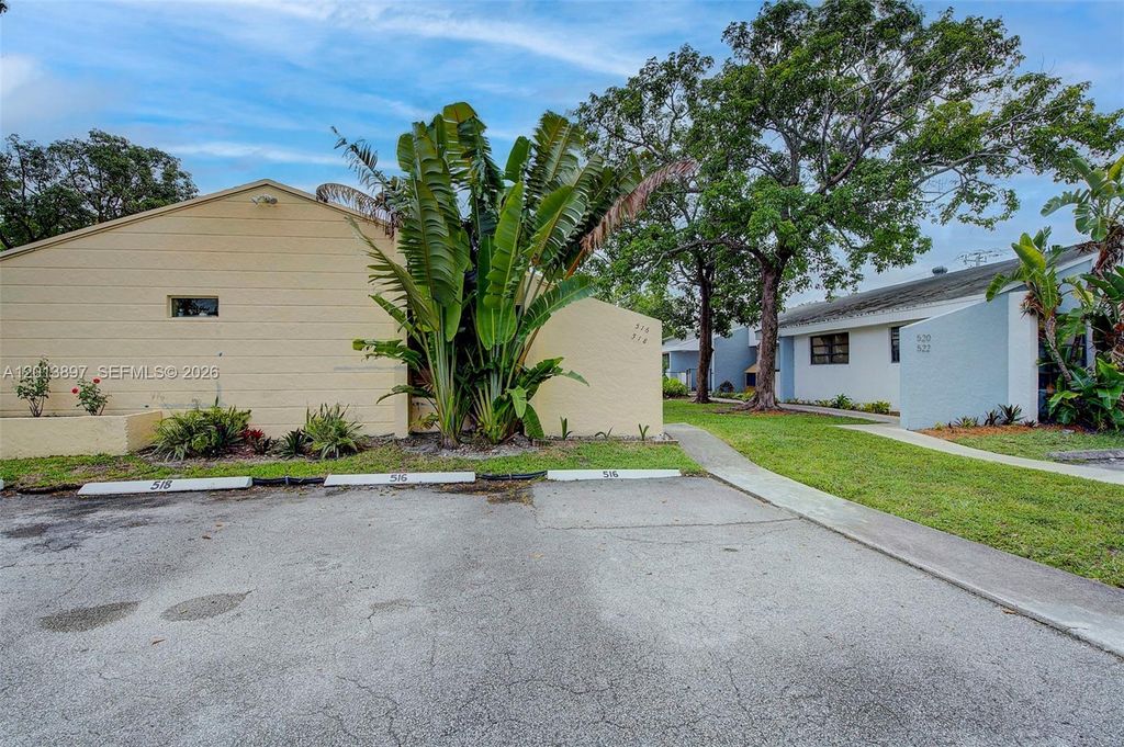 Photo of 516 SW 14th Ct #518, Fort Lauderdale, FL 33315 (MLS # A12013897)