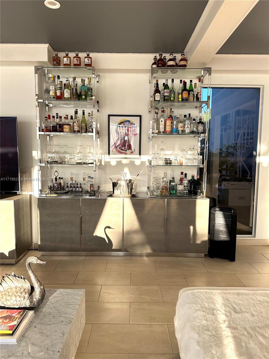 Miracle Mile Island Estate - Land