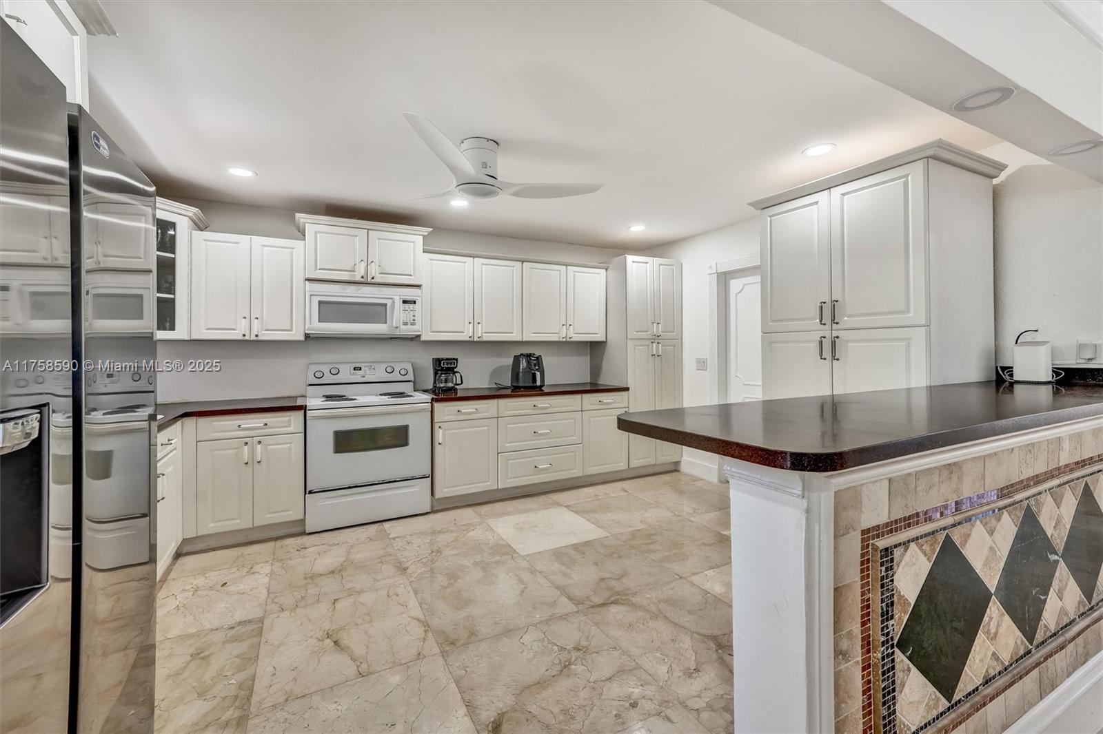 Hallandale Beach - Residential