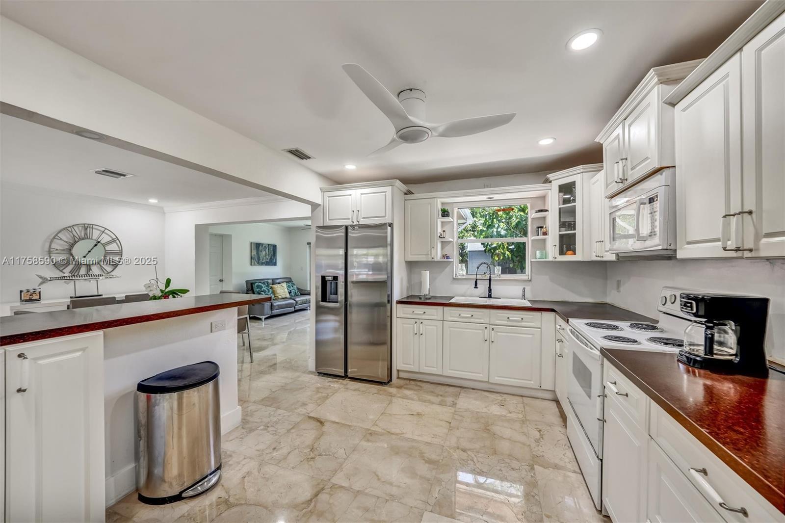 Hallandale Beach - Residential