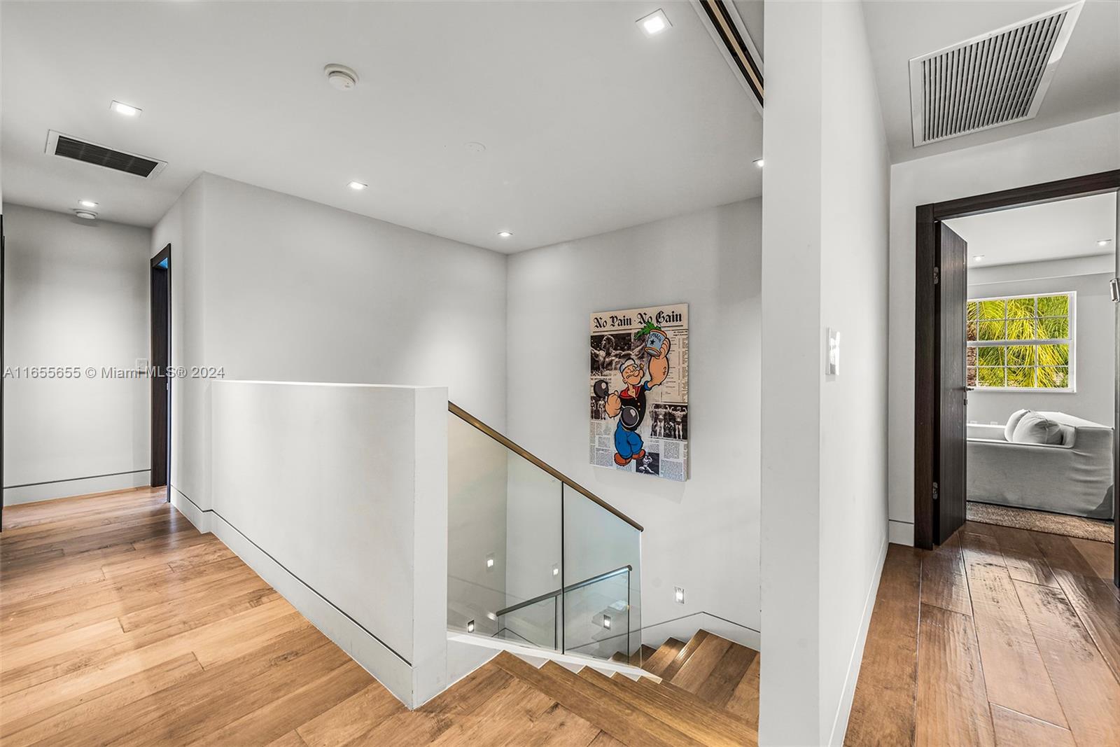 AVENTURA ESTATES - Residential