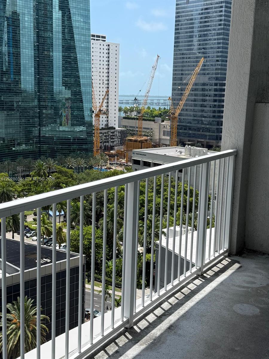 VUE AT BRICKELL CONDO - Residential