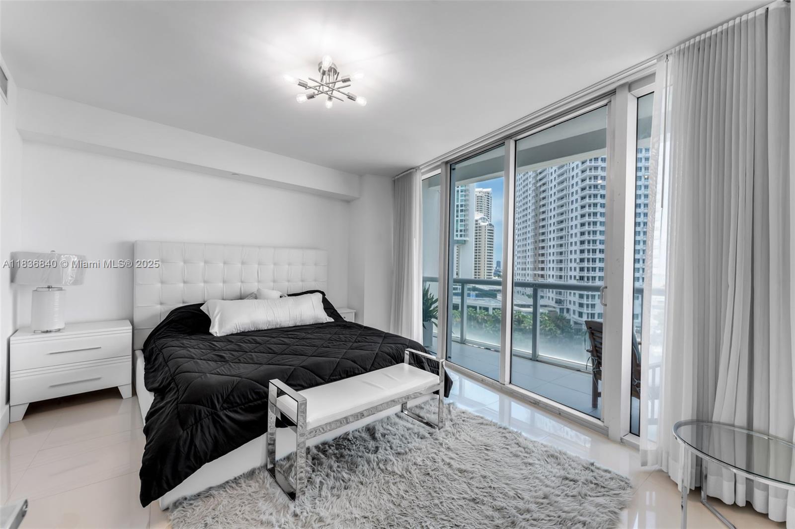 ICON BRICKELL NO TWO - Residential